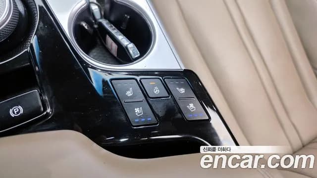 2022 Kia K8 2.5 Gasoline 2WD Sold VIN KNAM241BBNA007030 – photo 16 2022 Kia K8 2.5 Gasoline 2WD Sold VIN KNAM241BBNA007030 – photo 16