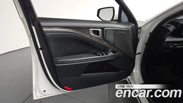 2022 Kia K8 2.5 Gasoline 2WD Sold VIN KNAM241BBNA007089 – side profile 2022 Kia K8 2.5 Gasoline 2WD Sold VIN KNAM241BBNA007089 – side profile