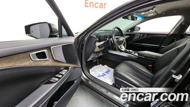 2022 Kia K8 2.5 Gasoline 2WD Sold VIN KNAM241BBNA021265 – trunk area 2022 Kia K8 2.5 Gasoline 2WD Sold VIN KNAM241BBNA021265 – trunk area