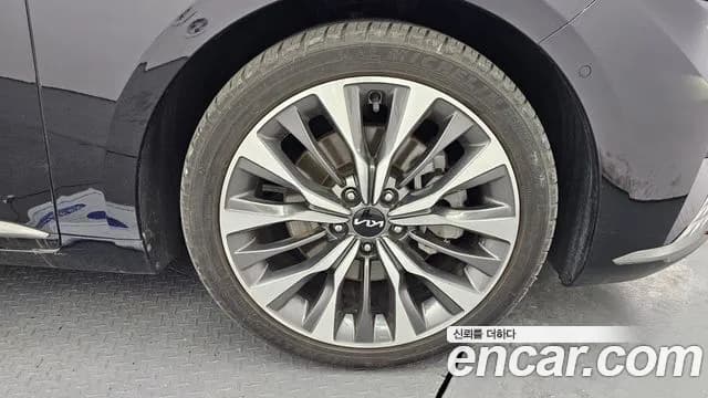 2022 Kia K8 2.5 Gasoline 2WD Sold VIN KNAM241BBNA026091 – photo 17 2022 Kia K8 2.5 Gasoline 2WD Sold VIN KNAM241BBNA026091 – photo 17