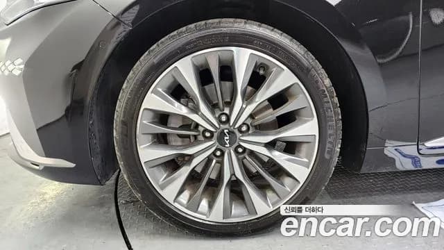 2022 Kia K8 2.5 Gasoline 2WD Sold VIN KNAM241BBNA027807 – photo 14 2022 Kia K8 2.5 Gasoline 2WD Sold VIN KNAM241BBNA027807 – photo 14