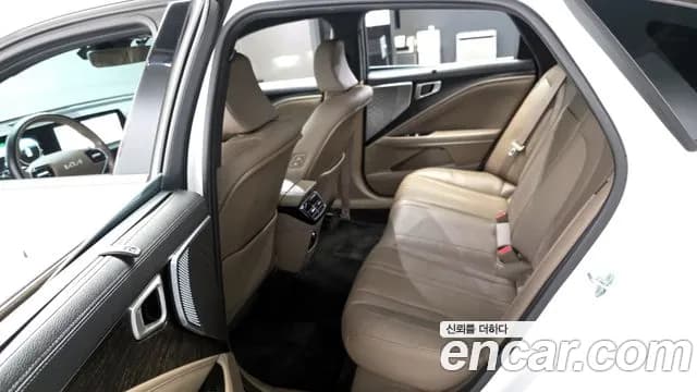 2022 Kia K8 2.5 Gasoline 2WD Sold VIN KNAM241BBNA029336 – engine bay 2022 Kia K8 2.5 Gasoline 2WD Sold VIN KNAM241BBNA029336 – engine bay