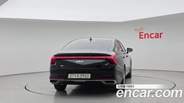 2022 Kia K8 2.5 Gasoline 2WD Sold VIN KNAM241BBNA030881 – interior seats 2022 Kia K8 2.5 Gasoline 2WD Sold VIN KNAM241BBNA030881 – interior seats
