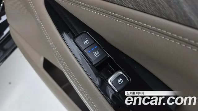 2022 Kia K8 2.5 Gasoline 2WD Sold VIN KNAM241BBNA030881 – exterior detail 2022 Kia K8 2.5 Gasoline 2WD Sold VIN KNAM241BBNA030881 – exterior detail