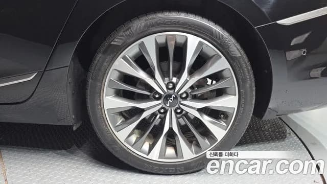 2023 Kia K8 2.5 Gasoline 2WD Sold VIN KNAM241BBPA032211 – photo 17 2023 Kia K8 2.5 Gasoline 2WD Sold VIN KNAM241BBPA032211 – photo 17