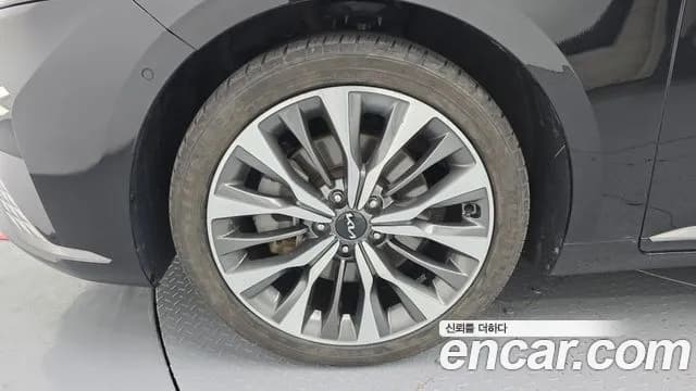 2023 Kia K8 2.5 Gasoline 2WD Sold VIN KNAM241BBPA034116 – photo 11 2023 Kia K8 2.5 Gasoline 2WD Sold VIN KNAM241BBPA034116 – photo 11