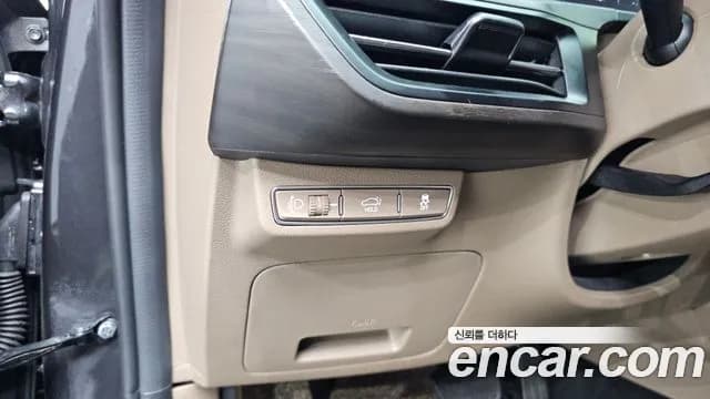2023 Kia K8 2.5 Gasoline 2WD Sold VIN KNAM241BBPA039485 – photo 13 2023 Kia K8 2.5 Gasoline 2WD Sold VIN KNAM241BBPA039485 – photo 13
