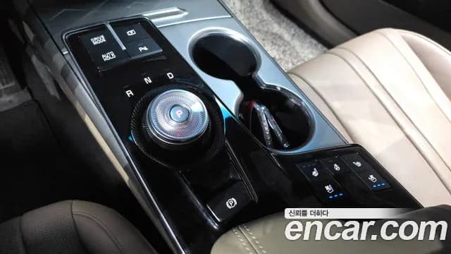 2023 Kia K8 2.5 Gasoline 2WD Sold VIN KNAM241BBPA042579 – exterior detail 2023 Kia K8 2.5 Gasoline 2WD Sold VIN KNAM241BBPA042579 – exterior detail