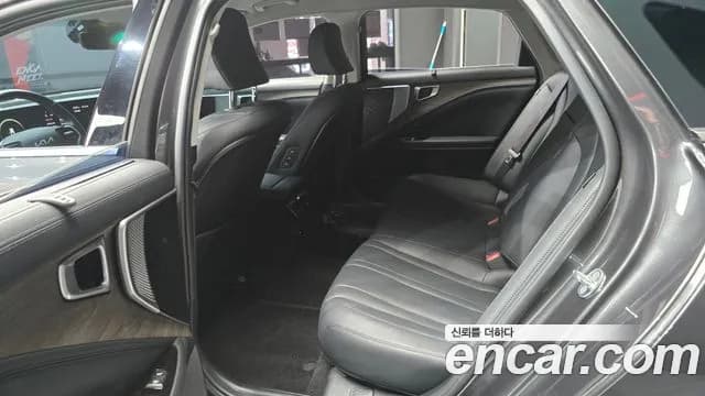 2023 Kia K8 2.5 Gasoline 2WD Sold VIN KNAM241BBPA049994 – front exterior 2023 Kia K8 2.5 Gasoline 2WD Sold VIN KNAM241BBPA049994 – front exterior