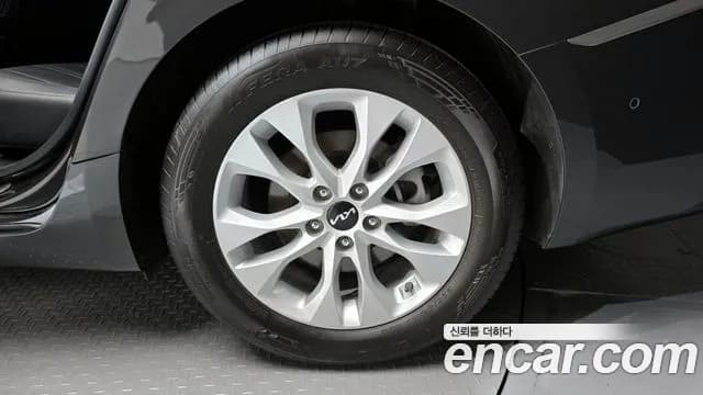 2023 Kia K8 2.5 Gasoline 2WD Sold VIN KNAM241BBPA049994 – rear exterior 2023 Kia K8 2.5 Gasoline 2WD Sold VIN KNAM241BBPA049994 – rear exterior