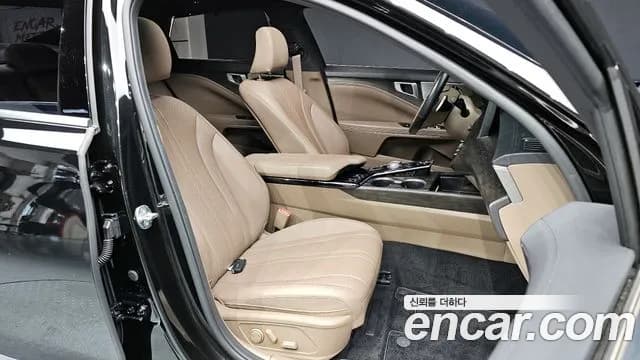2023 Kia K8 2.5 Gasoline 2WD Sold VIN KNAM241BBPA058719 – interior seats 2023 Kia K8 2.5 Gasoline 2WD Sold VIN KNAM241BBPA058719 – interior seats