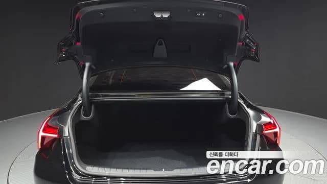 2024 Kia K8 2.5 Gasoline 2WD Sold VIN KNAM241BBRA063513 – front exterior 2024 Kia K8 2.5 Gasoline 2WD Sold VIN KNAM241BBRA063513 – front exterior