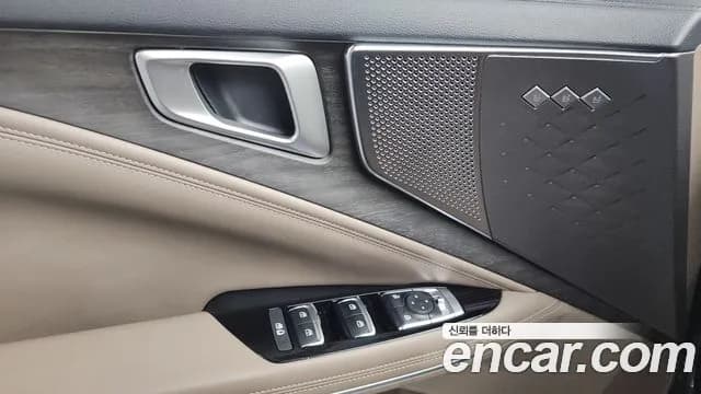 2024 Kia K8 2.5 Gasoline 2WD Sold VIN KNAM241BBRA067055 – exterior detail 2024 Kia K8 2.5 Gasoline 2WD Sold VIN KNAM241BBRA067055 – exterior detail