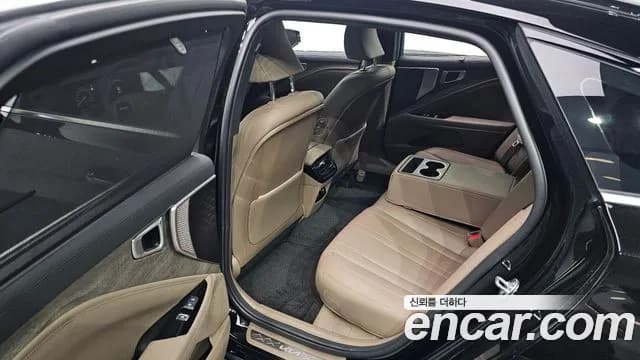 2024 Kia K8 2.5 Gasoline 2WD Sold VIN KNAM241BBRA067355 – rear exterior 2024 Kia K8 2.5 Gasoline 2WD Sold VIN KNAM241BBRA067355 – rear exterior
