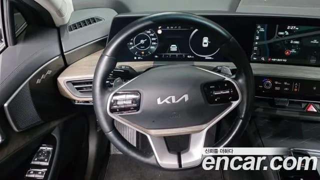 2024 Kia K8 2.5 Gasoline 2WD Sold VIN KNAM241BBRA067396 – photo 18 2024 Kia K8 2.5 Gasoline 2WD Sold VIN KNAM241BBRA067396 – photo 18