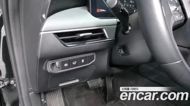 2025 Kia The New K8 2.5 Gasoline 2WD Sold VIN KNAM241BBSA075401 – photo 18 2025 Kia The New K8 2.5 Gasoline 2WD Sold VIN KNAM241BBSA075401 – photo 18
