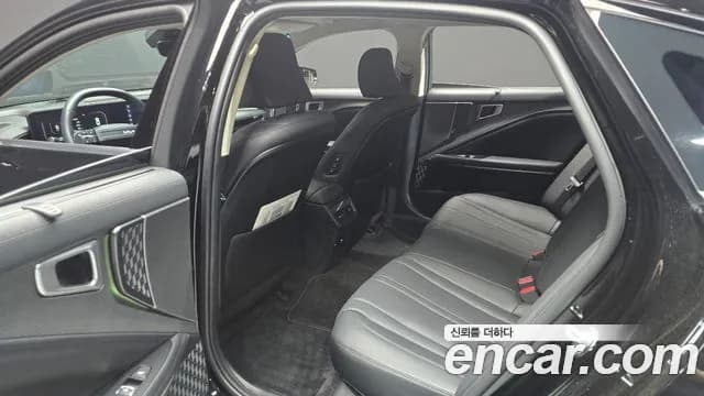 2025 Kia The New K8 2.5 Gasoline 2WD Sold VIN KNAM241BBSA076196 – side profile 2025 Kia The New K8 2.5 Gasoline 2WD Sold VIN KNAM241BBSA076196 – side profile