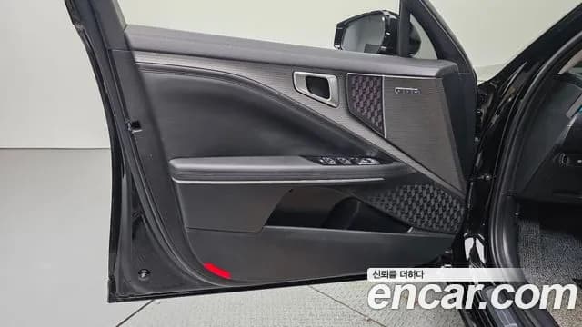 2025 Kia The New K8 2.5 Gasoline 2WD Sold VIN KNAM241BBSA082160 – photo 30 2025 Kia The New K8 2.5 Gasoline 2WD Sold VIN KNAM241BBSA082160 – photo 30