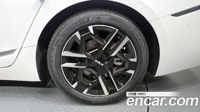2025 Kia The New K8 2.5 Gasoline 2WD Sold VIN KNAM241BBSA082876 – dashboard 2025 Kia The New K8 2.5 Gasoline 2WD Sold VIN KNAM241BBSA082876 – dashboard