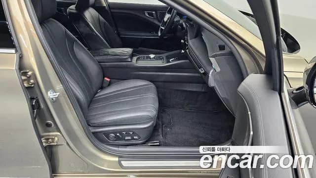 2025 Kia The New K8 2.5 Gasoline 2WD Sold VIN KNAM241BBSA083645 – rear exterior 2025 Kia The New K8 2.5 Gasoline 2WD Sold VIN KNAM241BBSA083645 – rear exterior