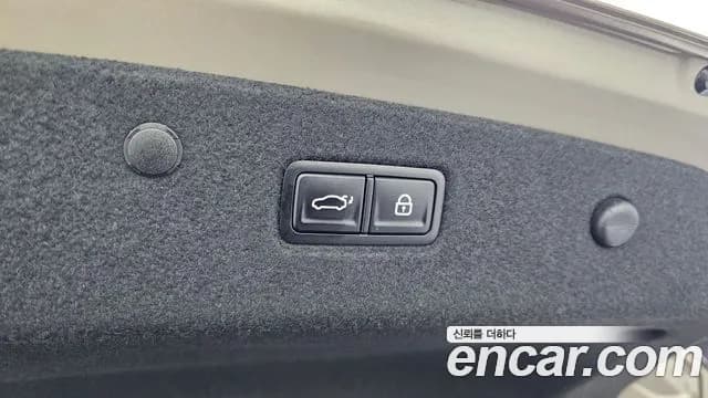 2025 Kia The New K8 2.5 Gasoline 2WD Sold VIN KNAM241BBSA083645 – interior seats 2025 Kia The New K8 2.5 Gasoline 2WD Sold VIN KNAM241BBSA083645 – interior seats