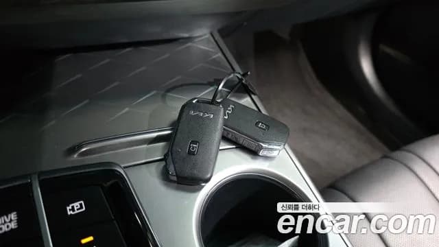2022 Kia K8 3.5 LPG 2WD Sold VIN KNAM241FBNA005725 – trunk area 2022 Kia K8 3.5 LPG 2WD Sold VIN KNAM241FBNA005725 – trunk area