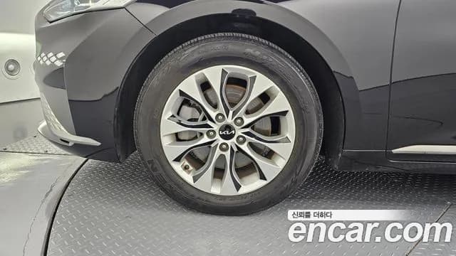 2022 Kia K8 3.5 LPG 2WD Sold VIN KNAM241FBNA009850 – side profile 2022 Kia K8 3.5 LPG 2WD Sold VIN KNAM241FBNA009850 – side profile