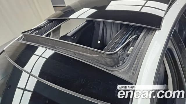 2022 Kia K8 3.5 LPG 2WD Sold VIN KNAM241FBNA009950 – exterior detail 2022 Kia K8 3.5 LPG 2WD Sold VIN KNAM241FBNA009950 – exterior detail