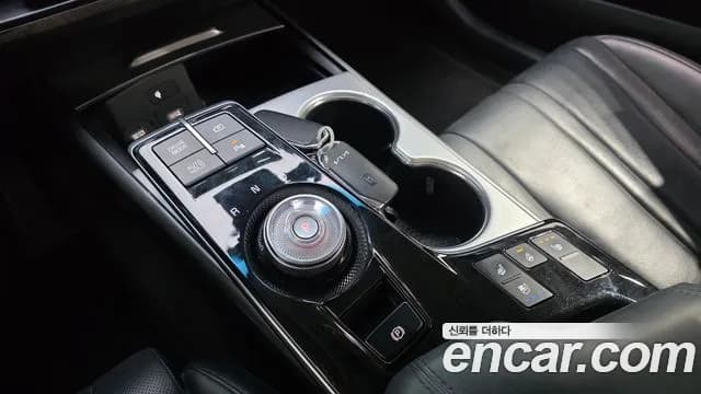 2022 Kia K8 3.5 LPG 2WD Sold VIN KNAM241FBNA015043 – interior seats 2022 Kia K8 3.5 LPG 2WD Sold VIN KNAM241FBNA015043 – interior seats