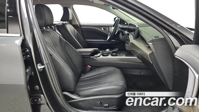2022 Kia K8 3.5 LPG 2WD Sold VIN KNAM241FBNA018591 – exterior detail 2022 Kia K8 3.5 LPG 2WD Sold VIN KNAM241FBNA018591 – exterior detail