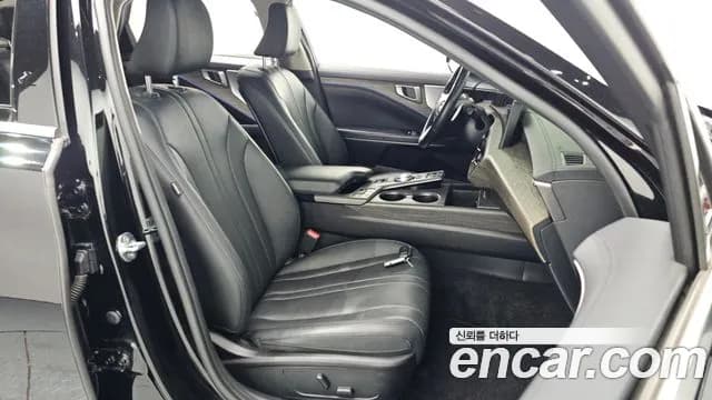 2022 Kia K8 3.5 LPG 2WD Sold VIN KNAM241FBNA025472 – exterior detail 2022 Kia K8 3.5 LPG 2WD Sold VIN KNAM241FBNA025472 – exterior detail
