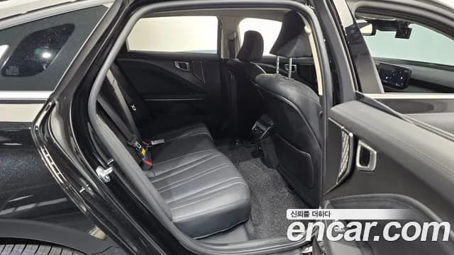 2025 Kia The New K8 3.5 LPG 2WD Sold VIN KNAM241FBSA080913 – trunk area 2025 Kia The New K8 3.5 LPG 2WD Sold VIN KNAM241FBSA080913 – trunk area