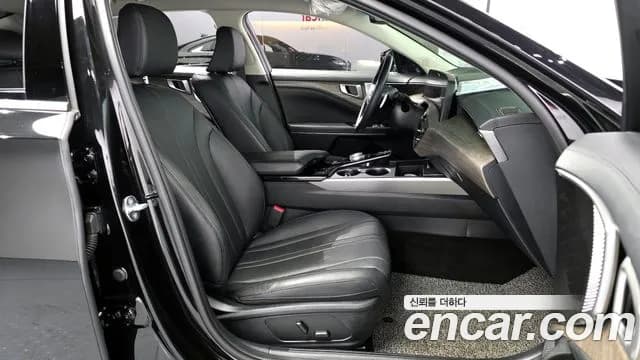 2023 Kia K8 3.5 LPG 2WD Sold VIN KNAM341FBPA049607 – trunk area 2023 Kia K8 3.5 LPG 2WD Sold VIN KNAM341FBPA049607 – trunk area