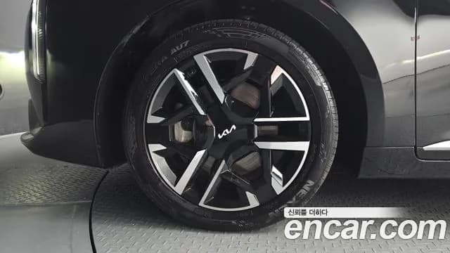 2025 Kia The New K8 3.5 LPG 2WD Sold VIN KNAM341FBSA080066 – photo 12 2025 Kia The New K8 3.5 LPG 2WD Sold VIN KNAM341FBSA080066 – photo 12