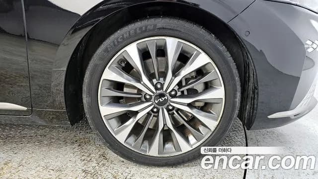 2022 Kia K8 3.5 Gasoline 2WD Sold VIN KNAM441DBNA026539 – undercarriage 2022 Kia K8 3.5 Gasoline 2WD Sold VIN KNAM441DBNA026539 – undercarriage