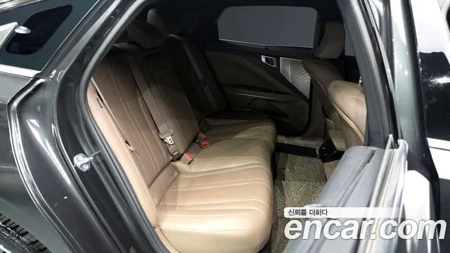 2022 Kia K8 3.5 Gasoline 2WD Sold VIN KNAM441DBNA028254 – undercarriage 2022 Kia K8 3.5 Gasoline 2WD Sold VIN KNAM441DBNA028254 – undercarriage