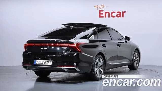 2023 Kia K8 Hybrid Signature Special Sold VIN KNAM5411BPA049295 – undercarriage 2023 Kia K8 Hybrid Signature Special Sold VIN KNAM5411BPA049295 – undercarriage