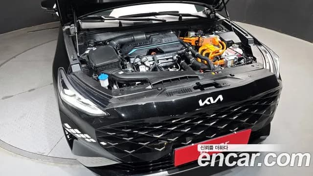 2024 Kia K8 Hybrid Signature Special Sold VIN KNAM5411BRA065799 – exterior detail 2024 Kia K8 Hybrid Signature Special Sold VIN KNAM5411BRA065799 – exterior detail