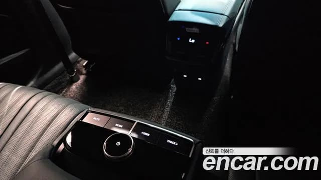 2024 Kia K8 Hybrid Signature Special Sold VIN KNAM5411BRA065799 – trunk area 2024 Kia K8 Hybrid Signature Special Sold VIN KNAM5411BRA065799 – trunk area