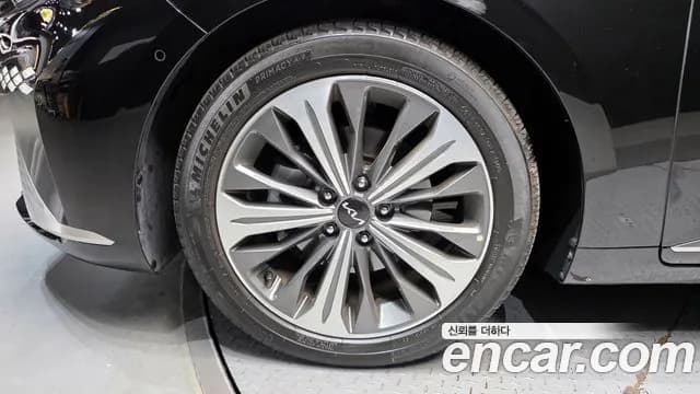2024 Kia K8 Hybrid Signature Special Sold VIN KNAM5411BRA065799 – photo 13 2024 Kia K8 Hybrid Signature Special Sold VIN KNAM5411BRA065799 – photo 13