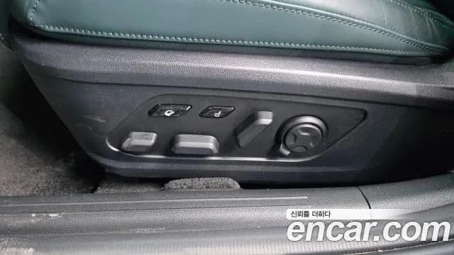 2024 Kia K8 Hybrid Signature Special Sold VIN KNAM5411BRA067088 – exterior detail 2024 Kia K8 Hybrid Signature Special Sold VIN KNAM5411BRA067088 – exterior detail