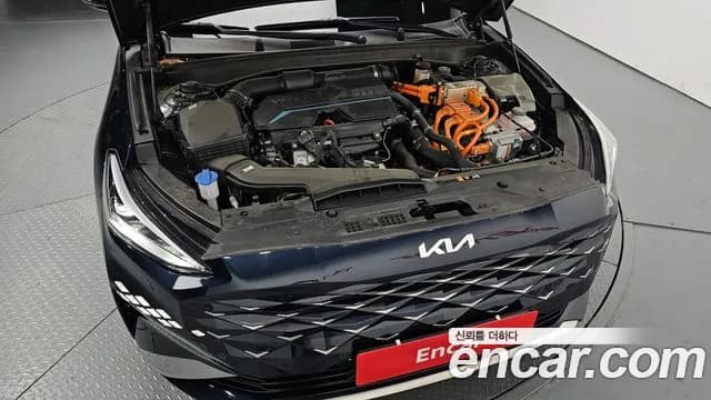 2024 Kia K8 Hybrid Signature Special Sold VIN KNAM5411BRA069280 – side profile 2024 Kia K8 Hybrid Signature Special Sold VIN KNAM5411BRA069280 – side profile