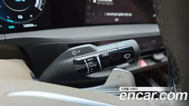 2024 Kia K8 Hybrid Signature Special Sold VIN KNAM5411BRA071741 – interior seats 2024 Kia K8 Hybrid Signature Special Sold VIN KNAM5411BRA071741 – interior seats