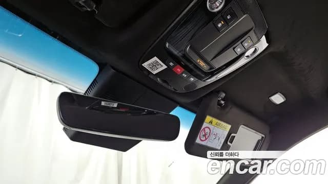 2024 Kia K8 Hybrid Signature Special Sold VIN KNAM5411BRA072664 – exterior detail 2024 Kia K8 Hybrid Signature Special Sold VIN KNAM5411BRA072664 – exterior detail