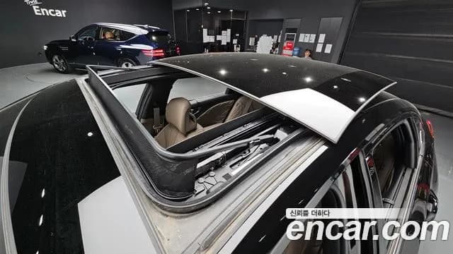2024 Kia K8 Hybrid Signature Special Sold VIN KNAM5411BRA072862 – interior seats 2024 Kia K8 Hybrid Signature Special Sold VIN KNAM5411BRA072862 – interior seats