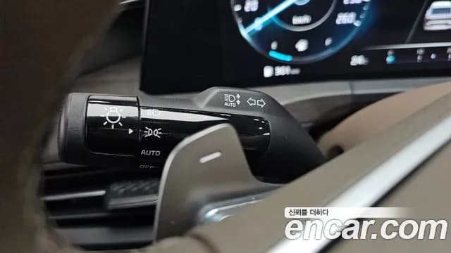 2024 Kia K8 Hybrid Signature Special Sold VIN KNAM5411BRA072862 – engine bay 2024 Kia K8 Hybrid Signature Special Sold VIN KNAM5411BRA072862 – engine bay