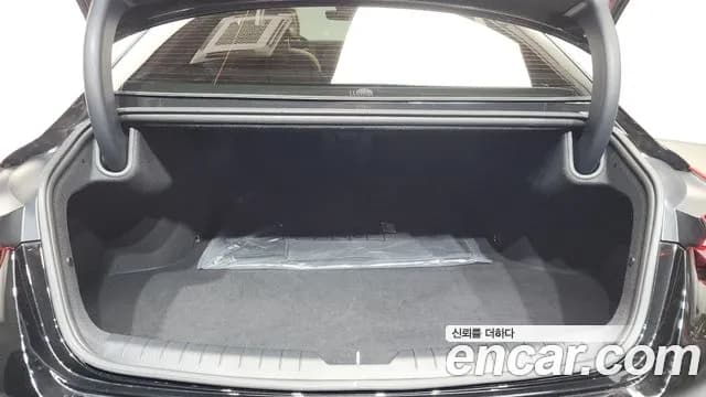 2022 Kia K8 3.5 Gasoline 2WD Sold VIN KNAM541DBNA004055 – undercarriage 2022 Kia K8 3.5 Gasoline 2WD Sold VIN KNAM541DBNA004055 – undercarriage
