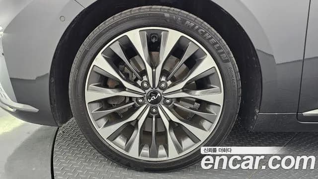2022 Kia K8 3.5 Gasoline 4WD Sold VIN KNAM541DDNA015346 – photo 13 2022 Kia K8 3.5 Gasoline 4WD Sold VIN KNAM541DDNA015346 – photo 13