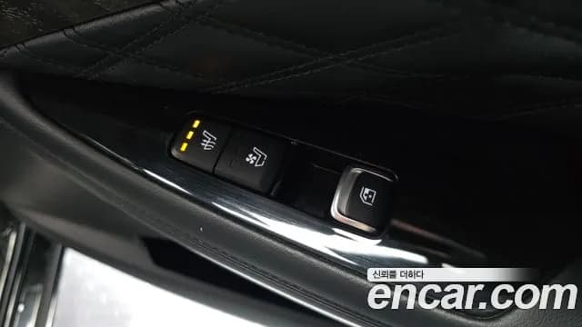 2022 Kia K8 3.5 Gasoline 4WD Sold VIN KNAM541DDNA028234 – front exterior 2022 Kia K8 3.5 Gasoline 4WD Sold VIN KNAM541DDNA028234 – front exterior