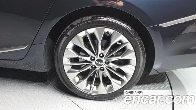 2022 Kia K8 3.5 Gasoline 4WD Sold VIN KNAM541DDNA028435 – photo 15 2022 Kia K8 3.5 Gasoline 4WD Sold VIN KNAM541DDNA028435 – photo 15